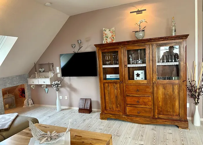 Ferienwohnung-treeneblick شقة